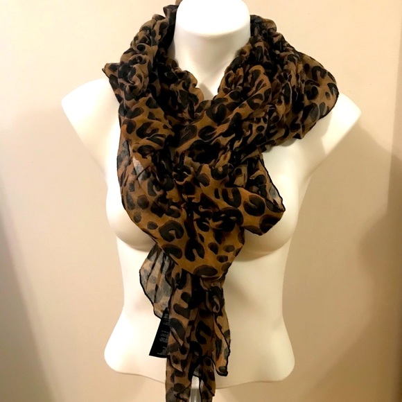 Forever 21 Skarf - Picture 1 of 4